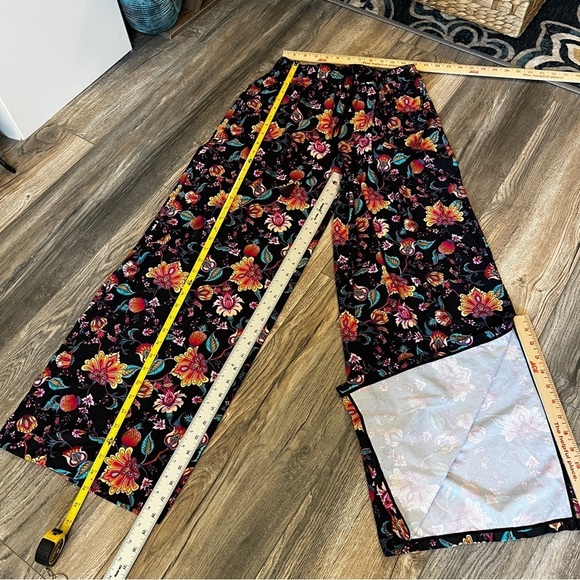 Floral Women's Swim Cover-Up Pants - Picture 7 of 14